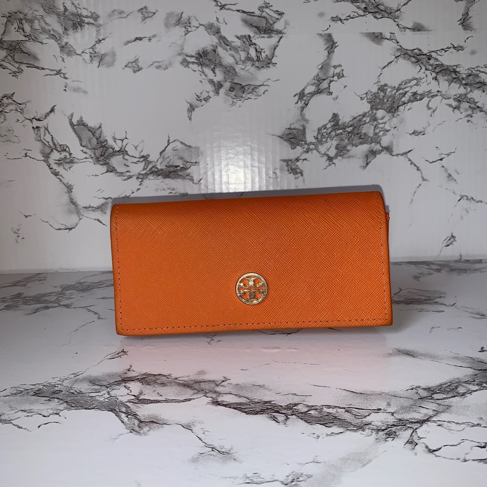 Tory Burch glasses case